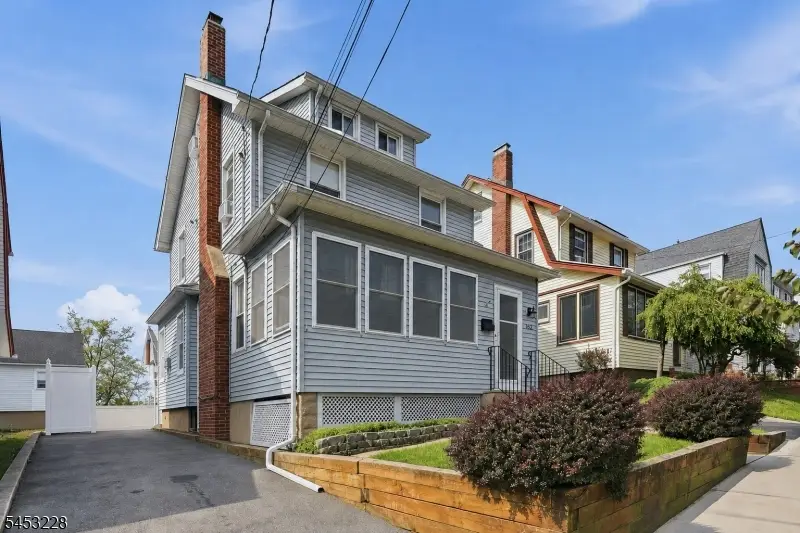 162 Maple Street, West Orange, NJ 07052 - #3