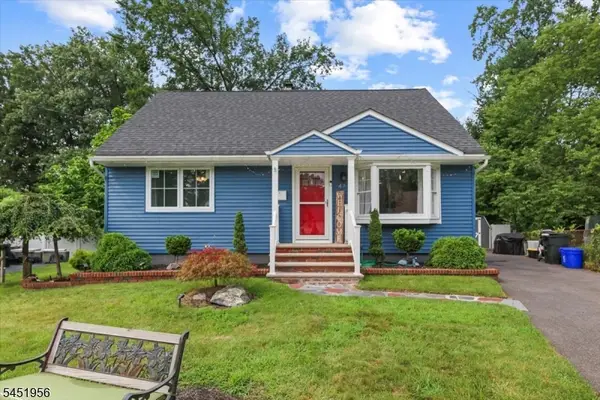 42 Wells Ct, Bloomfield Twp., NJ 07003