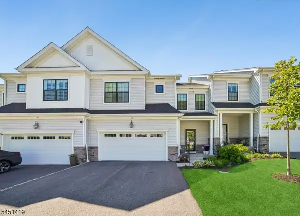 22 Kelsch Dr, Morris Plains Boro, NJ 07950