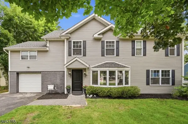 226 Church Ln, Wayne Twp., NJ 07470