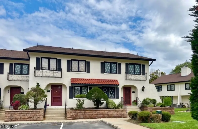 6A Dorado Dr, Morristown, NJ 07960 - #1