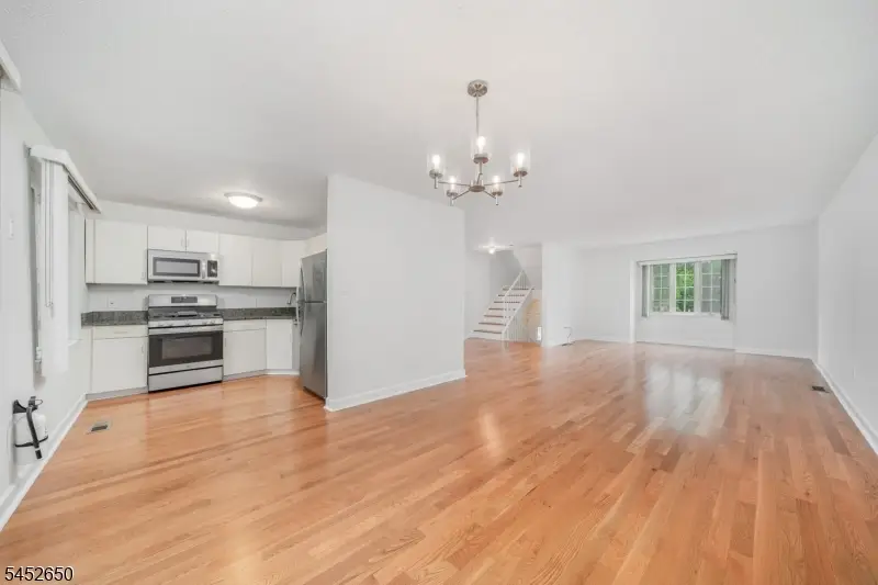15 Starling Way, Berkeley Heights, NJ 07922 - #3