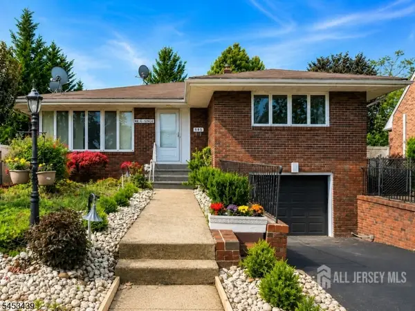 585 Noe Ave, Woodbridge Twp., NJ 07095