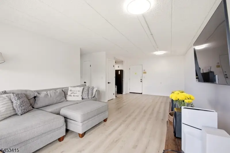 446 Passaic St #4H, Hackensack, NJ 07601 - #3