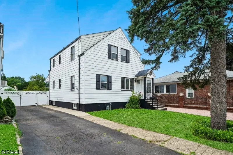 124 Woodruff Pl, Hillside, NJ 07205 - #2