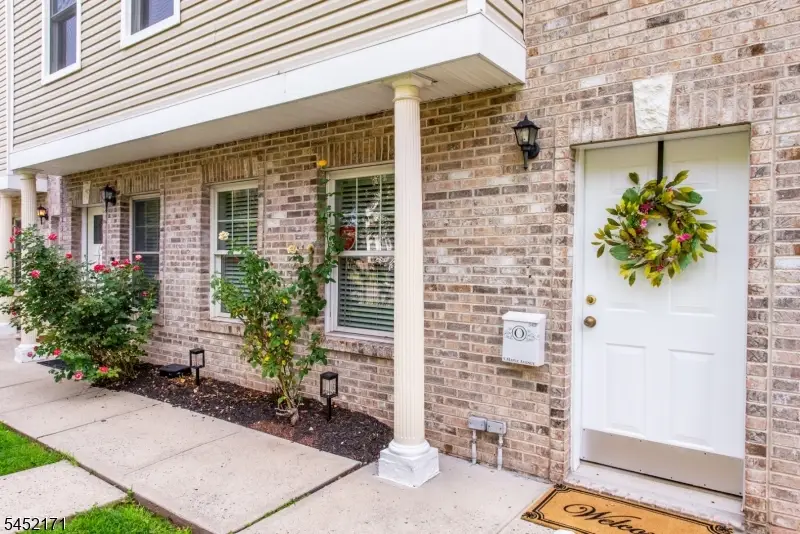 54 S Maple Ave #D, East Orange, NJ 07018 - #1