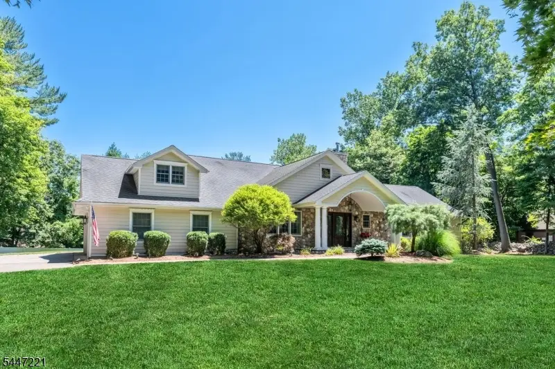 330 Airmount Ave, Ramsey, NJ 07446 - #1
