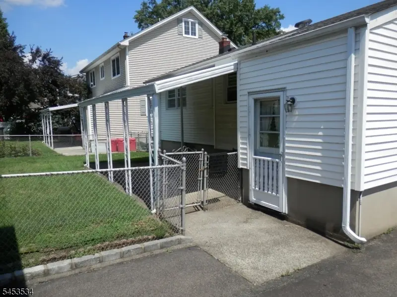 88 Princeton Ave, Rahway, NJ 07065 - #3