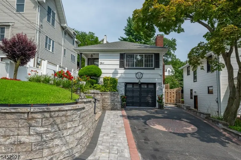 3 Byrne Rd, West Orange, NJ 07052 - #2