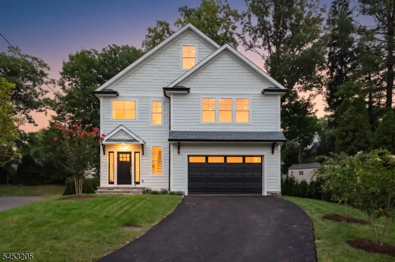21 Woodruff Ct, New Providence, NJ 07974 - #1