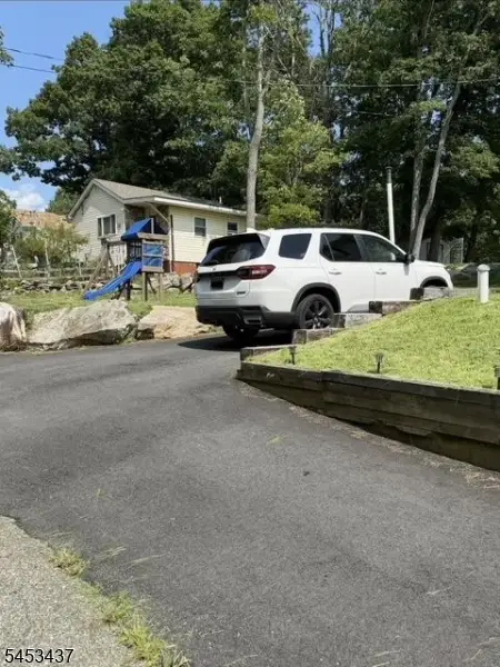 117 Vermont Trl, Hopatcong, NJ 07843 - #2