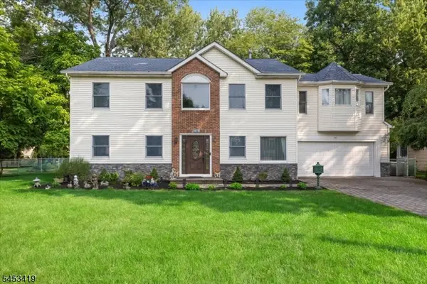 30 Beverly Rd, Glen Rock Boro, NJ 07452
