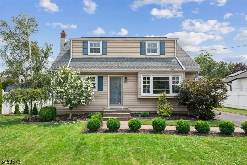 813 Raritan Ave, Manville, NJ 08835 - #1