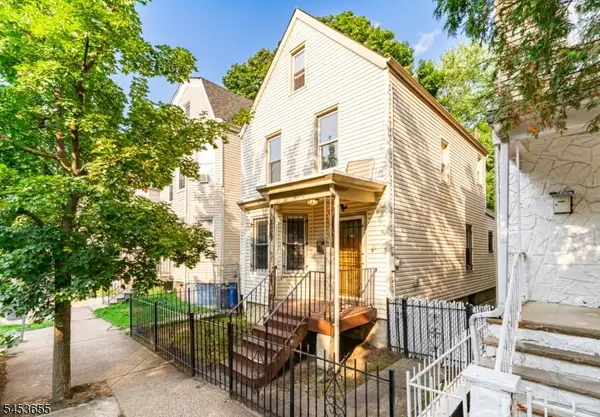 800 S 15th St, Newark City, NJ 07108