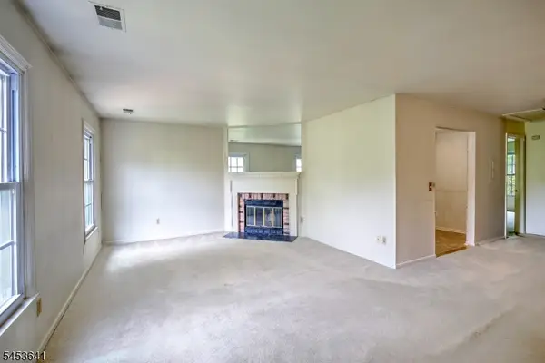 89 Jamestown Rd, Bernards Twp., NJ 07920