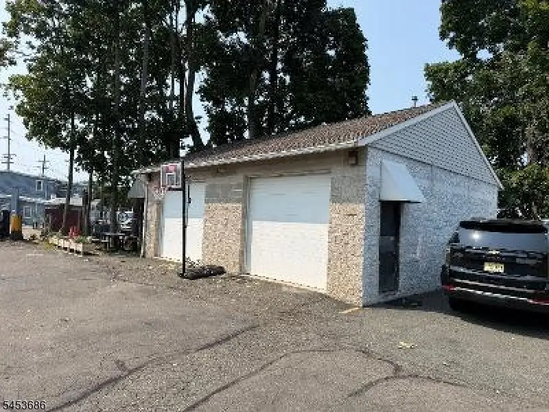 83 Lackawanna Ave, Woodland Park, NJ 07424 - #3