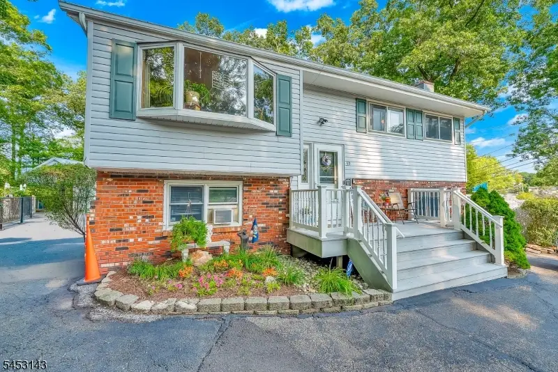 59 Shawnee Rd, Hopatcong, NJ 07843 - #2