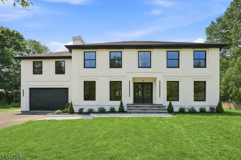 41 Pino Ct, Clifton, NJ 07013 - #1