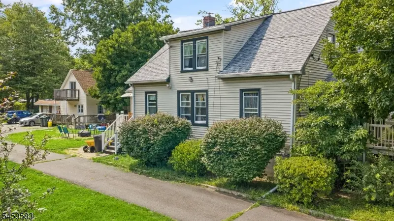 192-194 Deans Ln, South Brunswick, NJ 08852 - #1