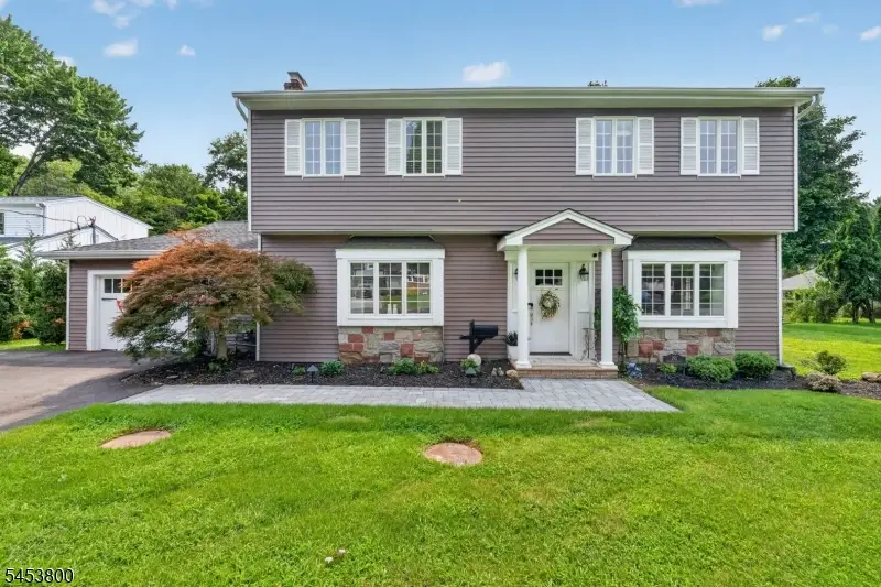 392 Monroe Ave, Wyckoff, NJ 07481 - #1