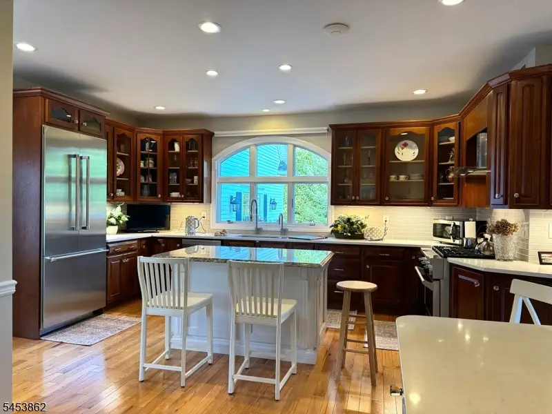 2 Glencree Ln, Clinton, NJ 08833 - #3