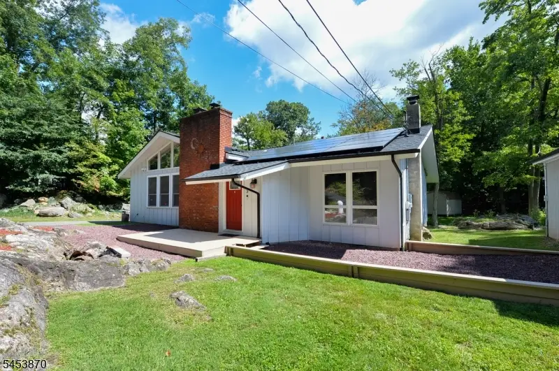 5 Woodlawn Dr, Byram, NJ 07821 - #2