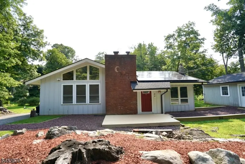 5 Woodlawn Dr, Byram, NJ 07821 - #3