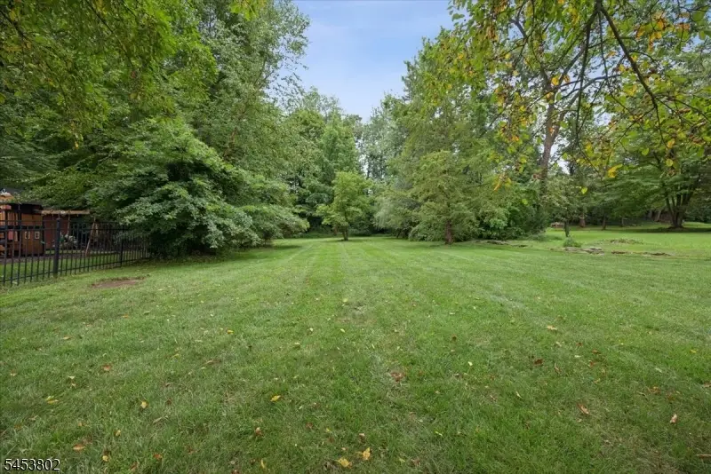 37 Kings Rd, Chatham, NJ 07928 - #3