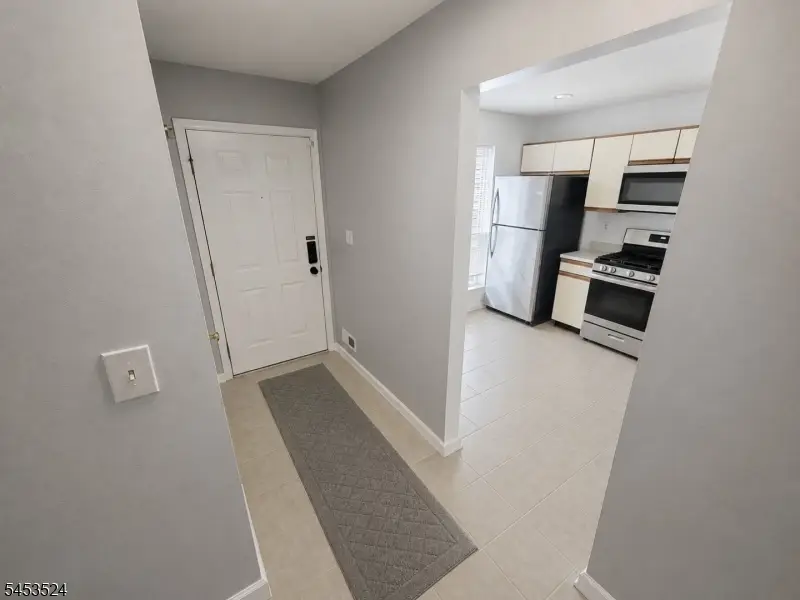 87 Goodwin Dr, North Brunswick, NJ 08902 - #2