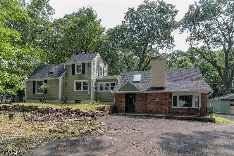 496 Manchester Ave, North Haledon, NJ 07508 - #1