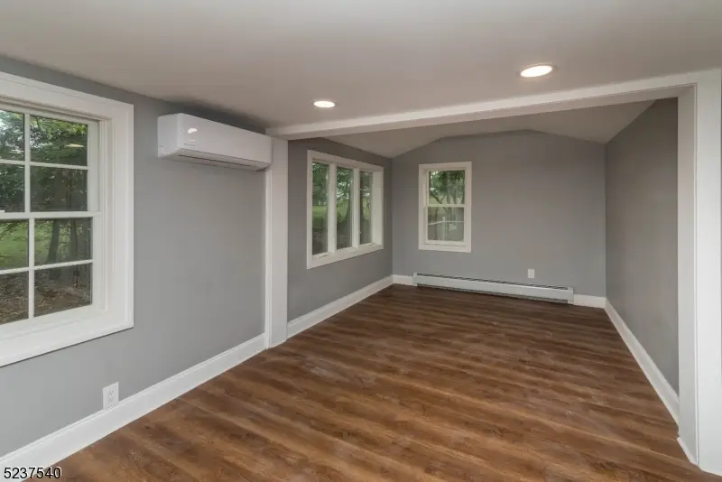 496 Manchester Ave, North Haledon, NJ 07508 - #3
