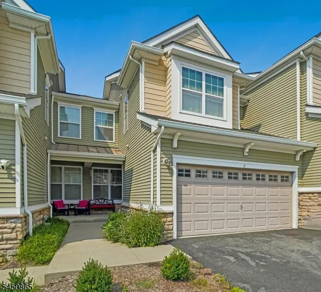 5 Alexanders Rd, Allamuchy, NJ 07840 - #1