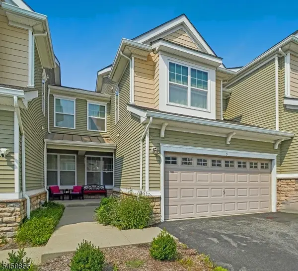 5 Alexanders Rd, Allamuchy Twp., NJ 07840
