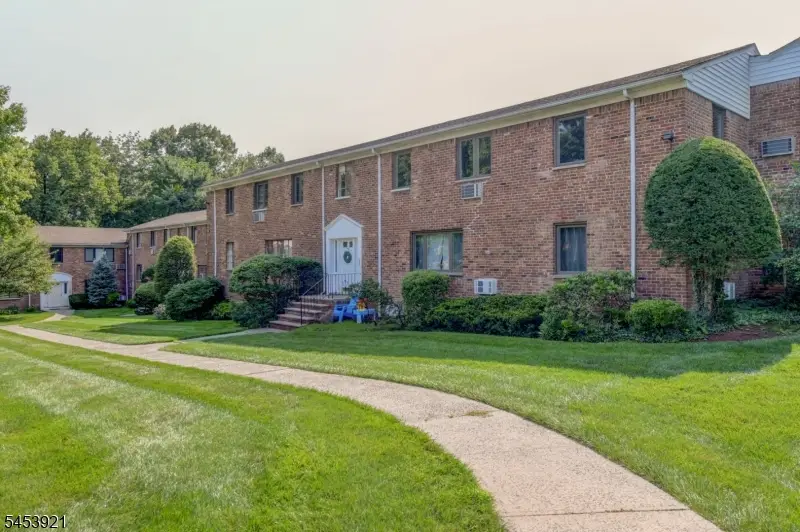 51B Troy Drive, Springfield, NJ 07081 - #1