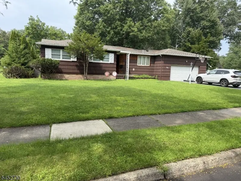1 Raleigh Ln, Wayne, NJ 07470 - #1