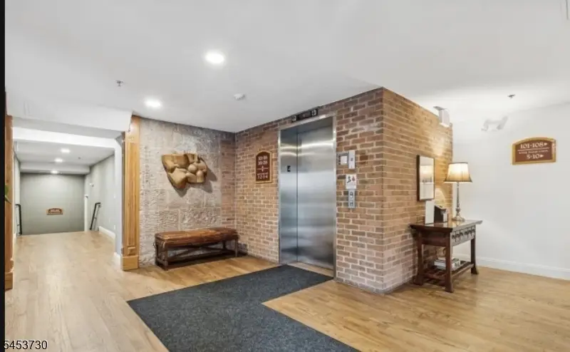 240 Main St #305, Singac, NJ 07424 - #2