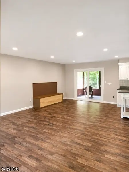 52 Lounsberry Hollow Rd, Vernon, NJ 07461 - #3