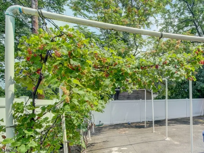 22 Kensington Pl, East Orange, NJ 07017 - #3