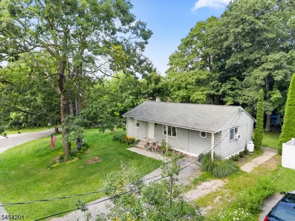 1 Ridgeview Ct, Vernon Twp., NJ 07422