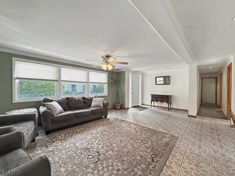 8 Martin Rd, Verona, NJ 07044 - #2