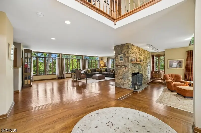 11 Hawthorne Ct, Morris, NJ 07960 - #3