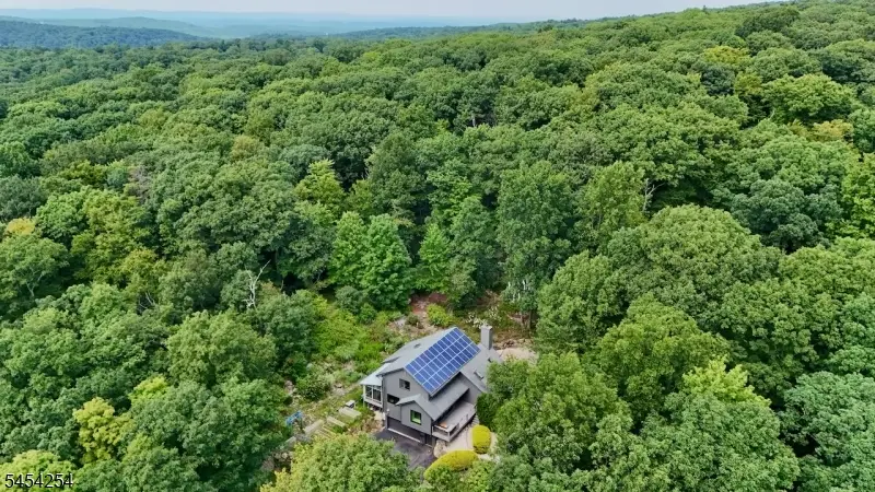 329 Glen Rd, Sparta, NJ 07871 - #2