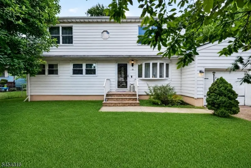 20 Thompson Ave, Woodbridge, NJ 08863 - #2