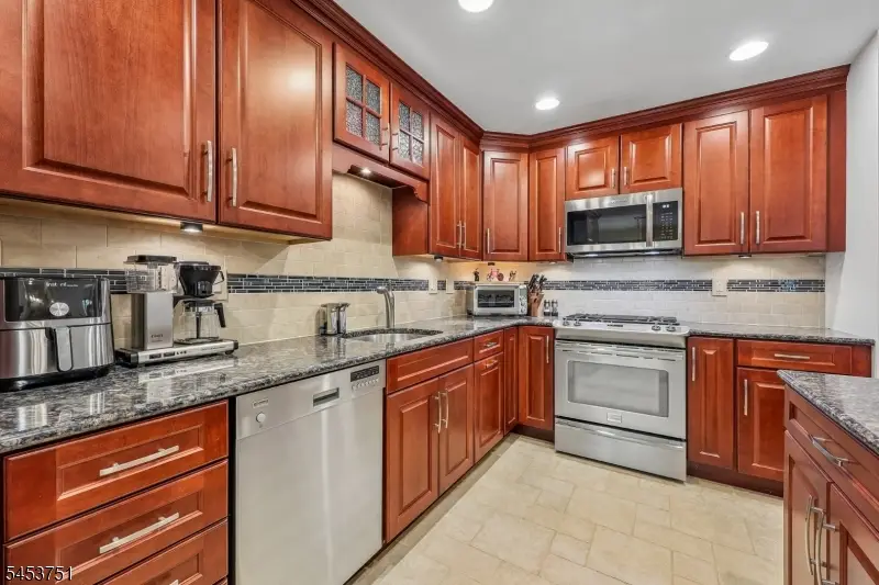 58 Woodland Drive, Woodland Park, NJ 07424 - #3