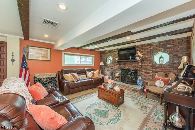 320 Horseneck Rd, Fairfield, NJ 07004 - #3