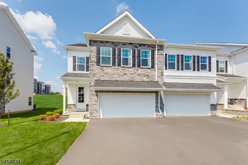 6 Biltmore Ave, East Hanover, NJ 07031 - #1