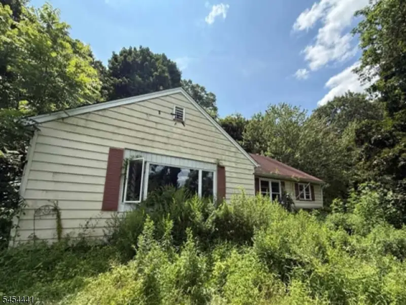 37 Hope Rd, Liberty, NJ 07838 - #1