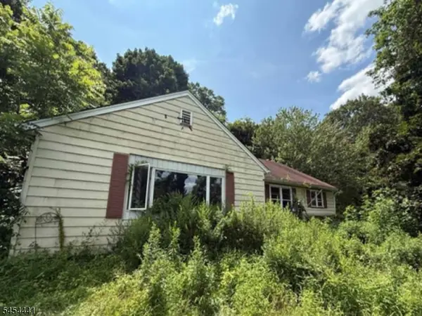 37 Hope Rd, Liberty Twp., NJ 07838