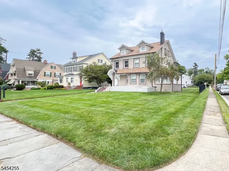 925 Hillside Ave, Plainfield, NJ 07060 - #2