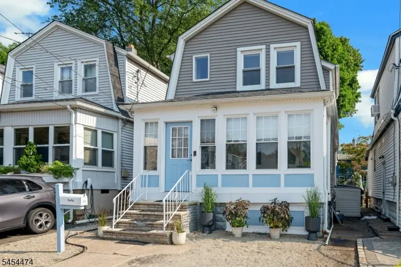30 Tichenor Pl, Montclair, NJ 07042 - #2